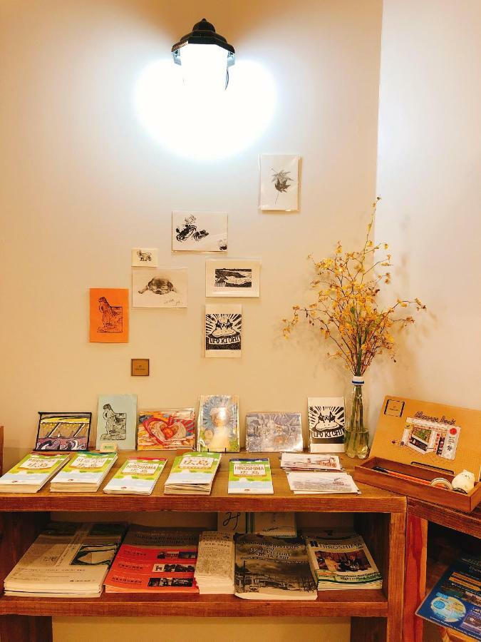 Guesthouse Akicafe Inn Hiroshima Exterior photo